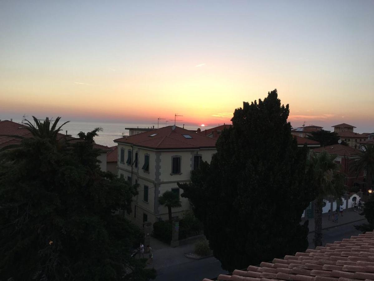 Casa Myconis 68Mq A Due Passi Dal Mare Di San Vincenzo Exterior foto