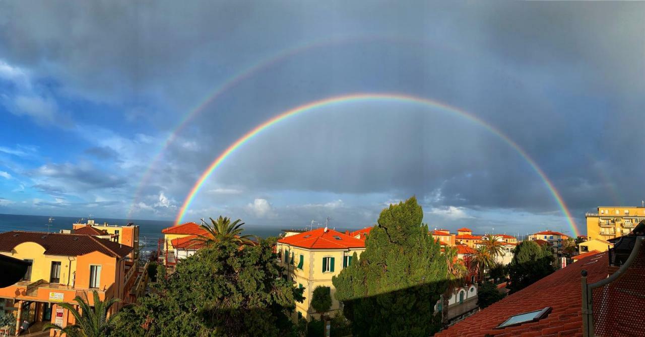 Casa Myconis 68Mq A Due Passi Dal Mare Di San Vincenzo Exterior foto